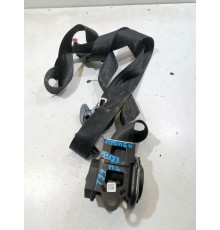 	Ремень безопасности передний левый