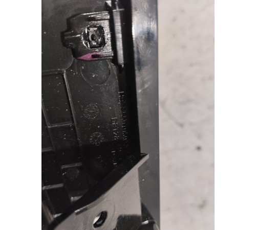 Воздушный дефлектор правый