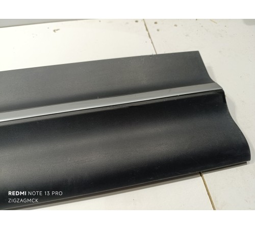 Молдинг двери передний левый нижний, накладка