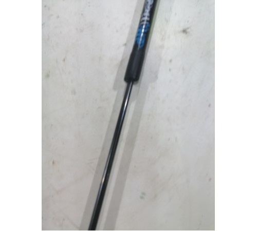 Амортизатор крышки багажника (правый)