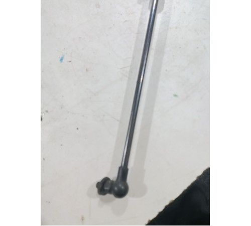 Амортизатор крышки багажника (правый)