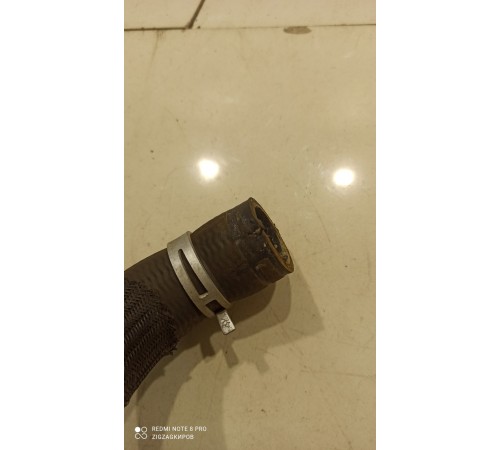 Патрубок радиатора