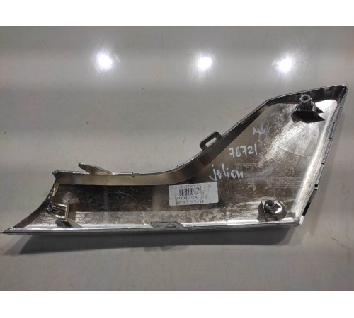 Молдинг переднего бампера (левый)