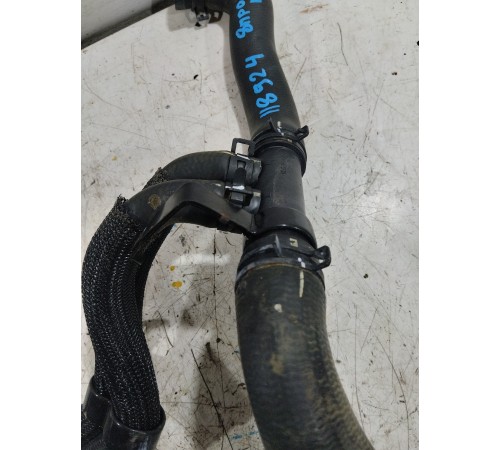 Патрубок радиатора с датчиком температуры