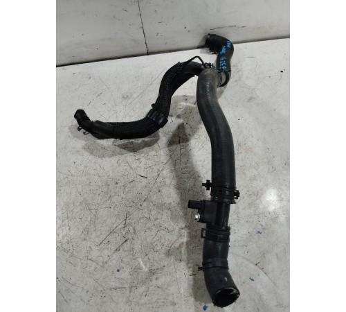 Патрубок радиатора с датчиком температуры