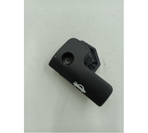 Ручка открывания капота