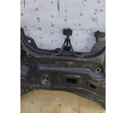 Балка подвески (подрамник) передняя