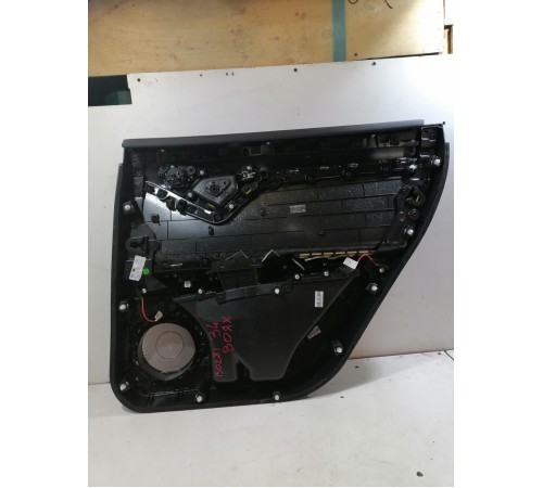 Обшивка двери задняя левая