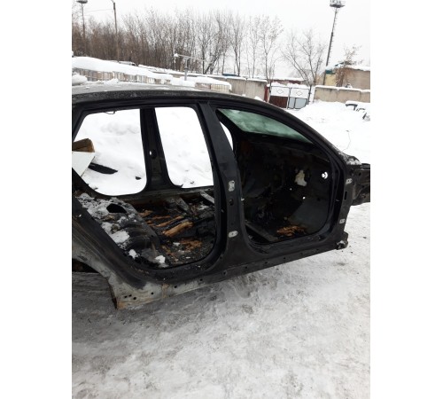 Порог со стойкой(правый)