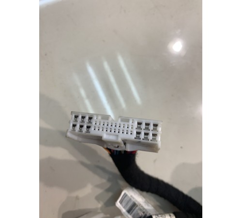 Электропроводка двери (передняя, левая)