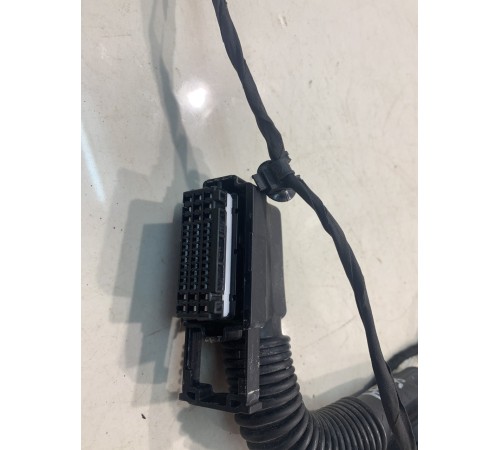 Электропроводка двери (передняя, левая)