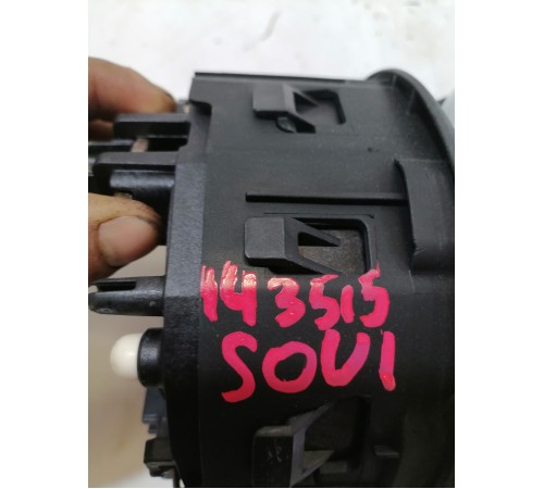 Подушка безопасности водителя, в руль