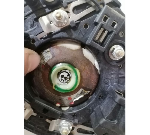 Подушка безопасности водителя, в руль