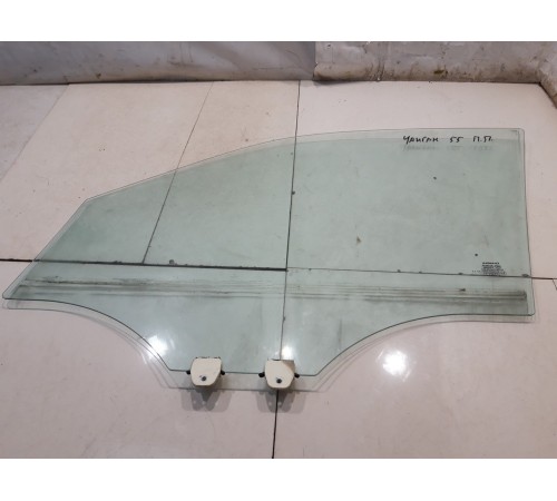 Стекло двери (переднее, правое)