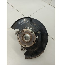 Кулак поворотный передний левый