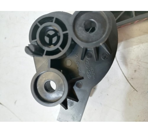 Ручка открывания капота