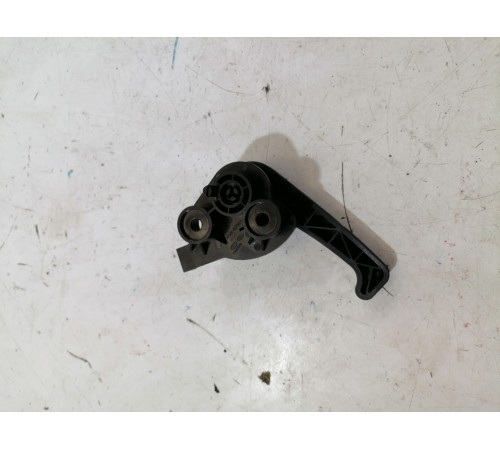 Ручка открывания капота