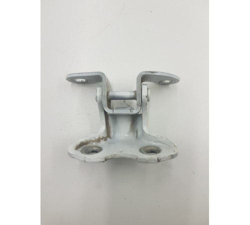 Петля двери задняя правая верхняя