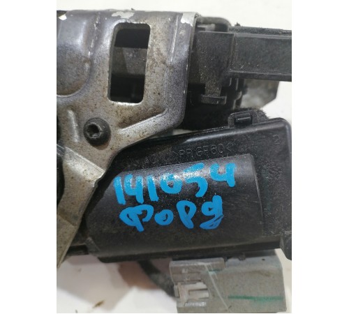 Замок крышки багажника  доводчиком