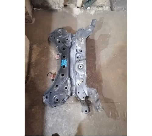 Балка передняя , подрамник