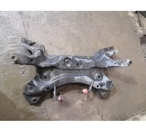 Балка передняя , подрамник