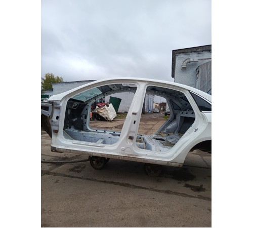 Порог со стойкой левый