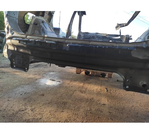 Задняя панель