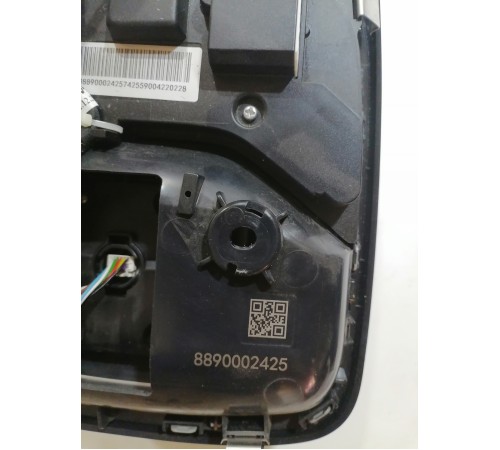 Плафон освещения салона передний