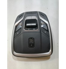 Плафон освещения салона передний