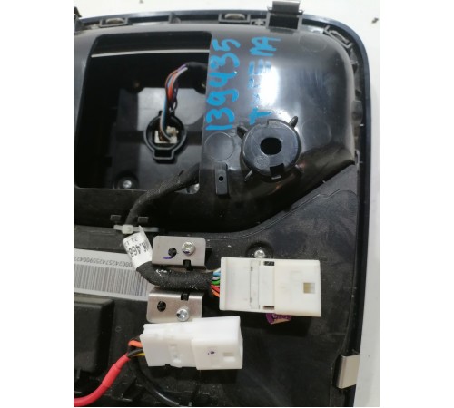 Плафон освещения салона передний