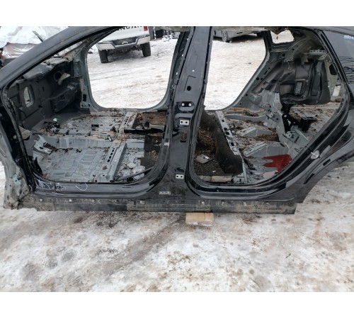 Порог со стойкой левый