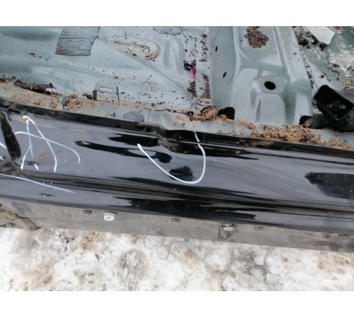 Порог со стойкой левый