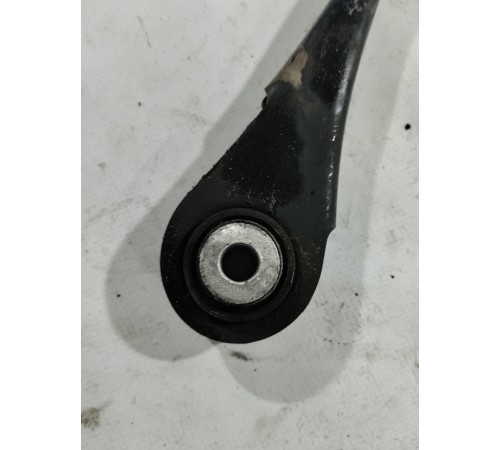 Рычаг задний левый верхний