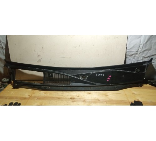 Решетка стеклоочистителя (планка под лобовое стекло)