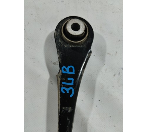Рычаг задний левый верхний