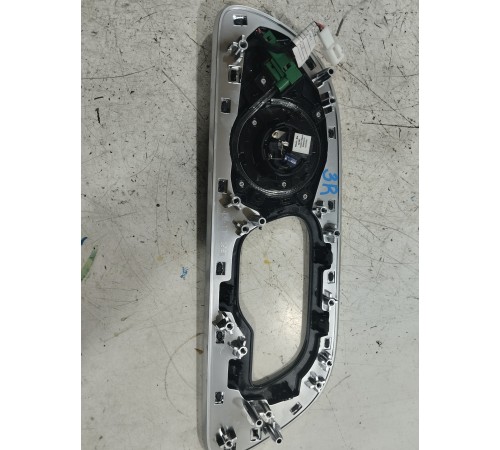 Накладка обшивки двери задняя правая с динамиком