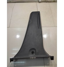 Обшивка центральной стойки (правая, нижняя)