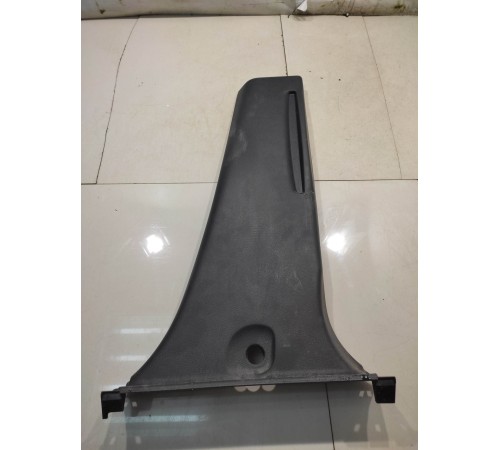 Обшивка центральной стойки (правая, нижняя)