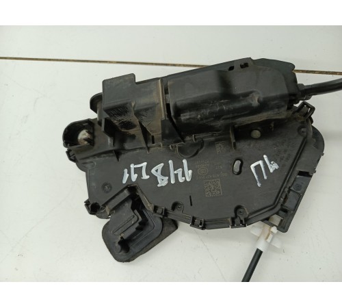 Замок двери передний левый