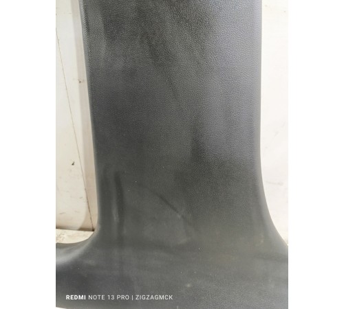 Обшивка центральной стойки левая нижняя