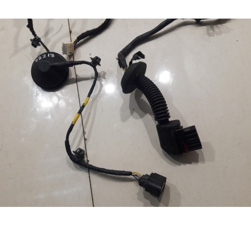 Электропроводка двери (передняя, левая)