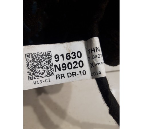 Электропроводка двери (передняя, левая)