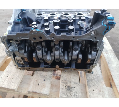 Двигатель в сборе