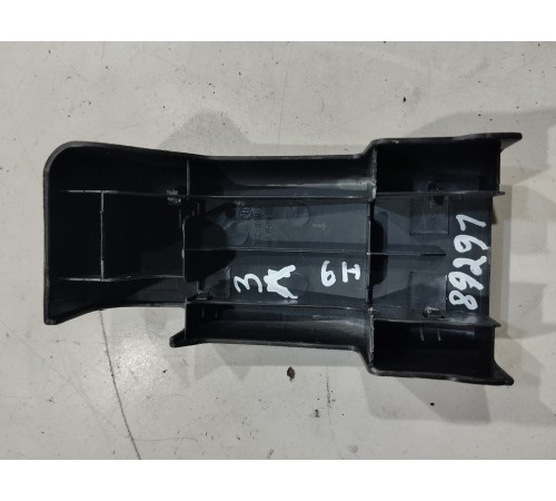 Накладка крепления сиденья задняя левая