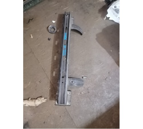 Усилитель заднего бампера