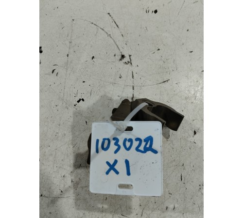 Кронштейн прижимной топливной форсунки (3шт)