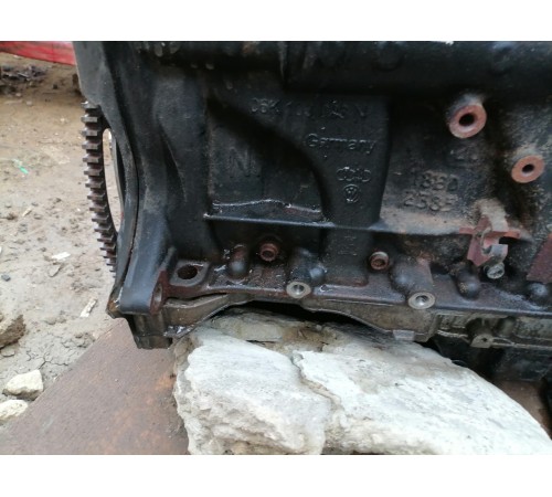 Двигатель 2,0 бензин