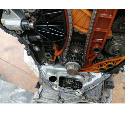 Двигатель 2,0 бензин