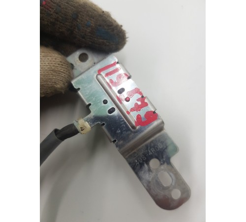 Кнопка LOCK\UNLOCK