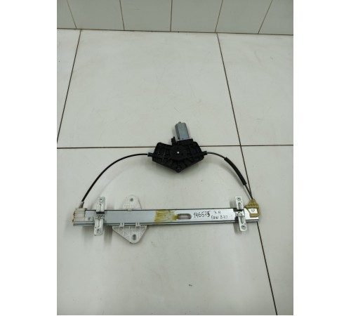 Стеклоподьемник задний правый в сборе